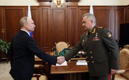 Uburusiya burashinja ibihugu biyobowe n’Amerika gukora iterabwoba ku mipaka yabwo.