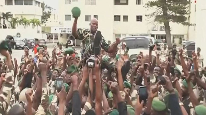 Gabon: Generali i warukuriye abarinda Perezida Ali bongo, yagizwe perezida w’inzibacyuho.