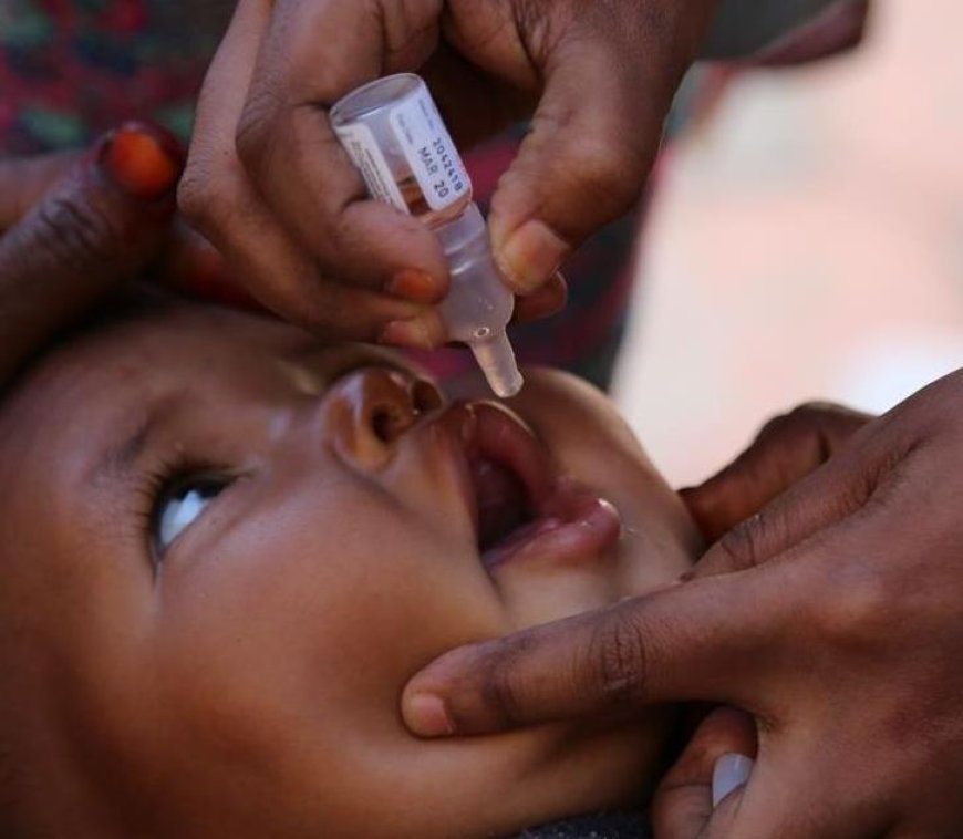 Abana bakivuka kugeza kubafite imyaka 7 bari gukingirwa imbasa yo mu bwoko bwa kabiri.