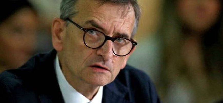 Uhagarariye ONU muri Sudan yeguye ku nshingano nyuma yo kutemera inyito yahawe intambara yaho.