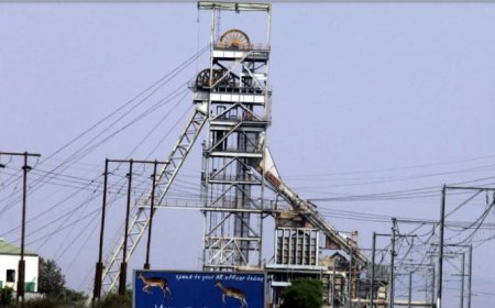 S. Africa: eleven deaths in platinum mine accident