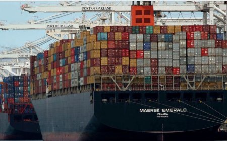 Ibitero ku mato y'abacuruzi mu nyanja Itukura: abatwara ibicuruzwa bazamuye ikiguzi cy'ubwikorezi