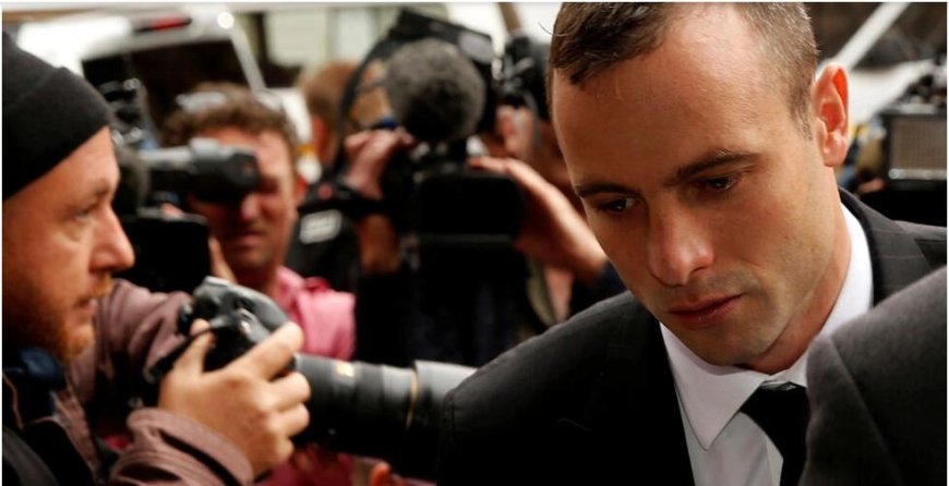 South Africa: ex-athlete Oscar Pistorius, convicted of the murder of his girlfriend, released from prison as part of his parole