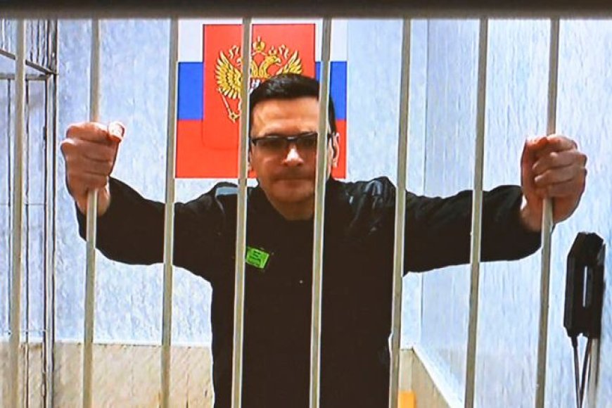 Imprisoned Russian anti-Putin promises to “fight tyranny” after Navalny’s death