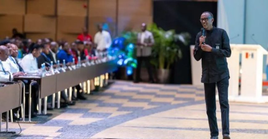 'Ndashaka untura umuzigo nikoreye': Perezida Kagame