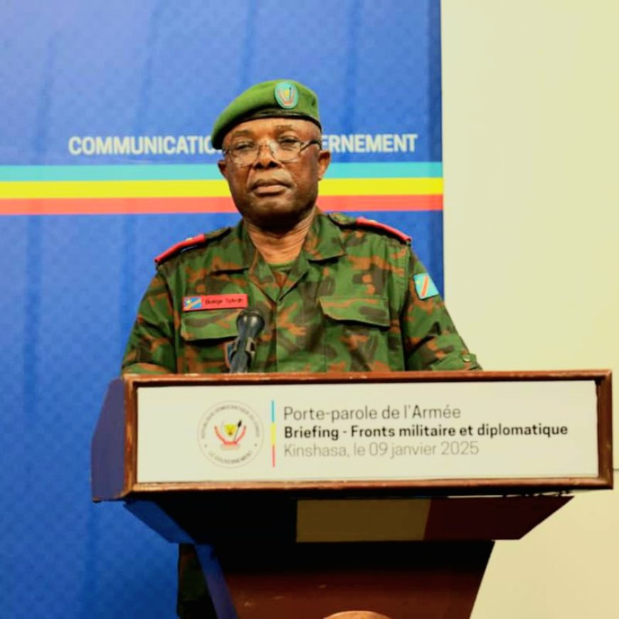 Umuvugizi w'ingabo za RD Congo yahagaritswe ku mirimo azira amagambo y’ivanguramoko