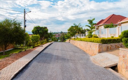 Umujyi wa Kigali wahinduye uburyo bwo gufasha abaturage kwiyubakira imihanda