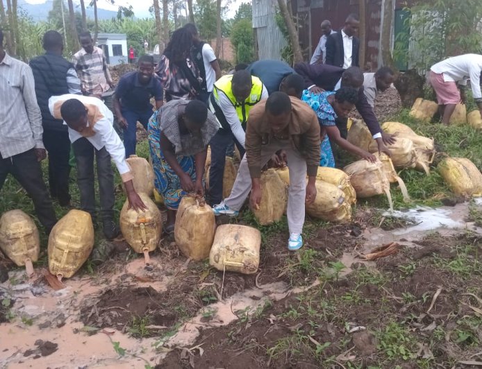 MUSANZE: Abaturage bakomeje kugira uruhare mu kurwanya ibinyobwa bitujuje ubuzirange